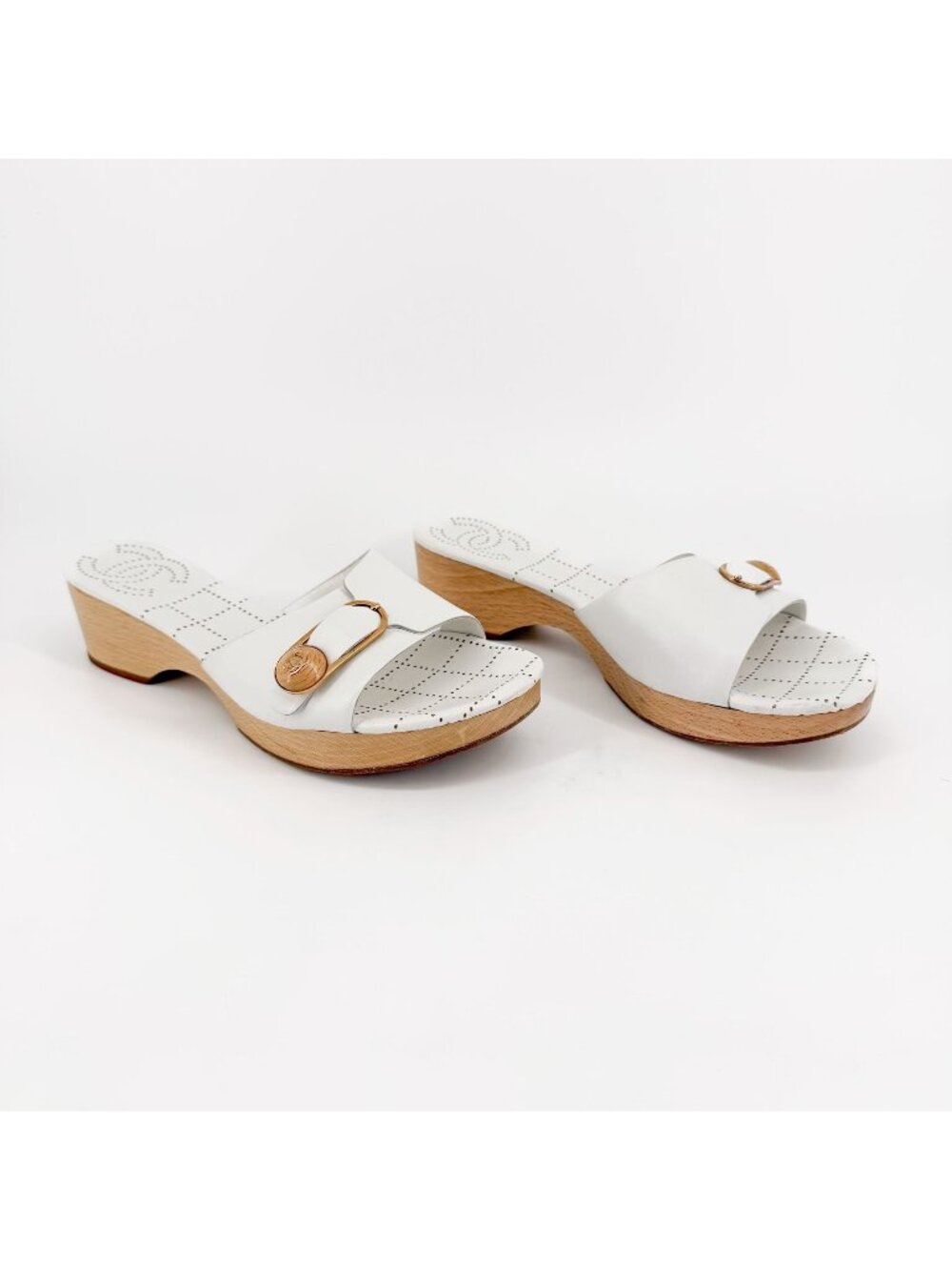 Chanel CC Wooden Platform Mule Sandals White Leather Size 38 US 7-7.5 Slide